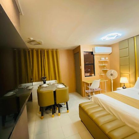 The Barracks Staycation Санта-Роса Екстер'єр фото